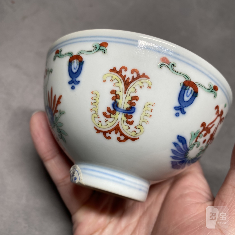 清道光 斗彩忍冬纹茶圆 - 图19